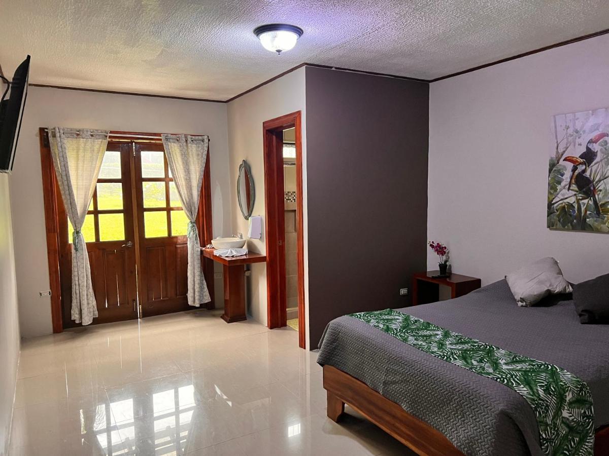 B&B Thomas And Thiago Monteverde 외부 사진